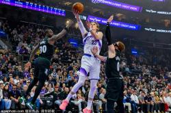 犹他爵士迎战芝加哥公牛：劳里-马尔卡宁能否延续火热状态？