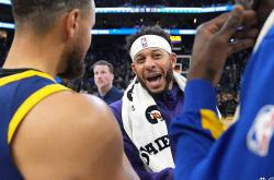 金州勇士队裁掉库里的弟弟，将于11月再签约