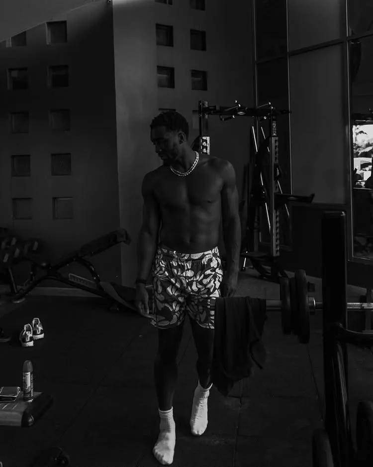 生涯首次一阵！多诺万-米切尔ins晒出训练和休闲照