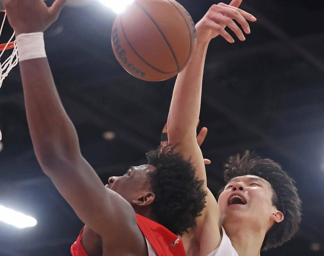 102-83!杨瀚森夏联4战数据全面,篮板创NBA个人纪录助队大胜