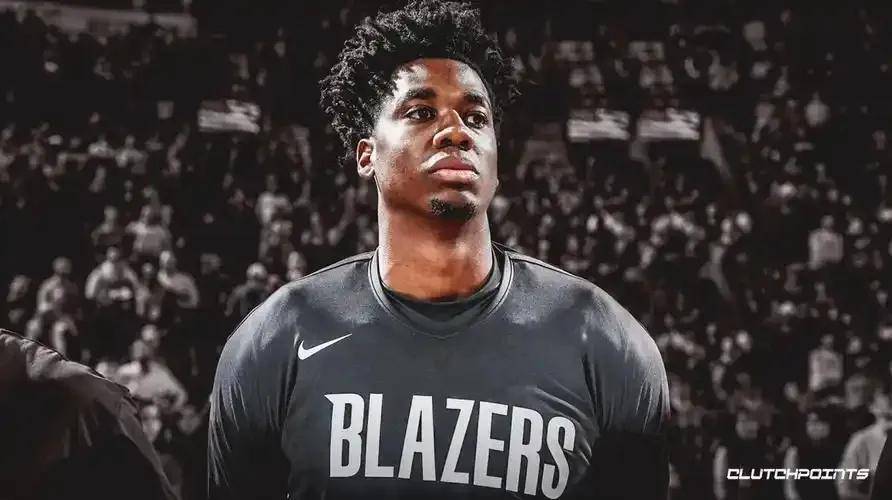 炸裂!有望加盟上海队!NBA盖帽王联手张镇麟