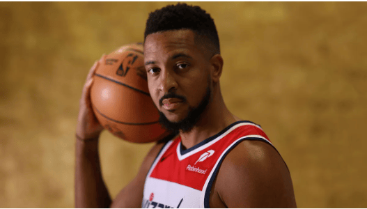 CJ·麦科勒姆如何为奇才队打造新文化,树立年轻球员的榜样