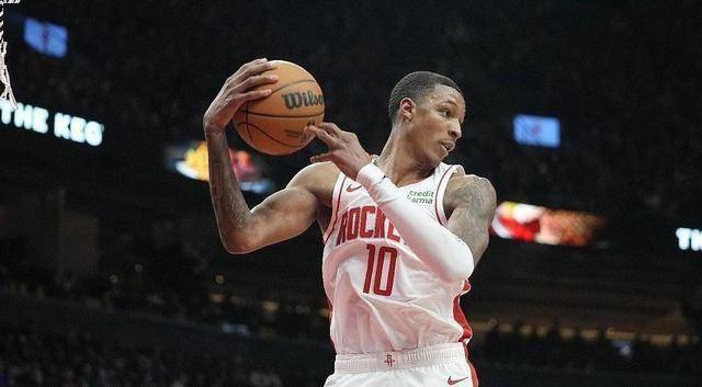 NBA最新战报：火箭140-127战胜爵士、杜兰特7连中遭到质疑！