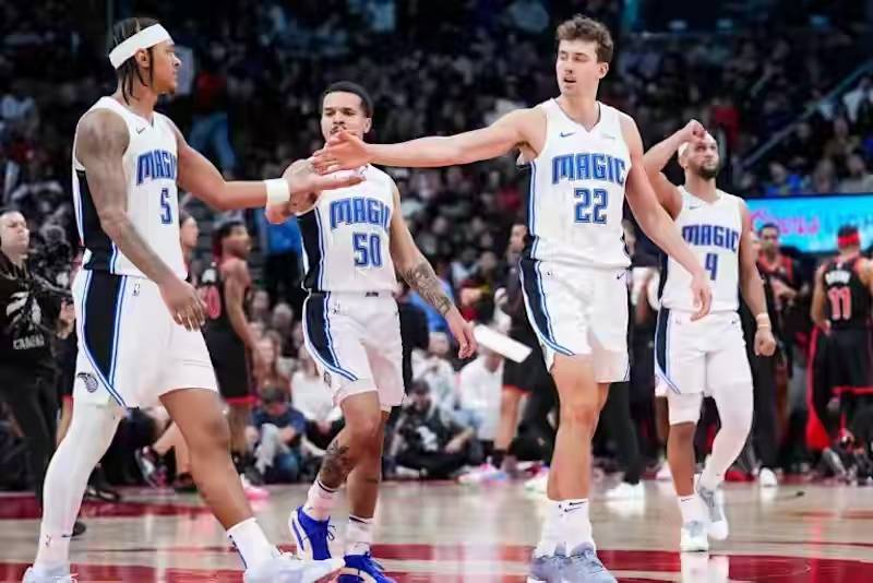 开打在即!美媒:NBA首期球队战力榜前十出炉,火箭仅第七位