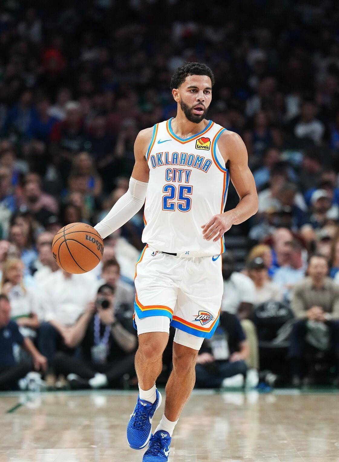 雷霆6连胜,马刺5连胜,雄鹿打败勇士,NBA东西部最新排名揭晓