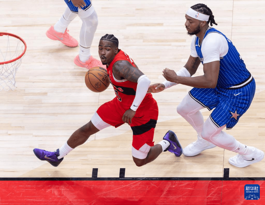 NBA常规赛：猛龙胜魔术