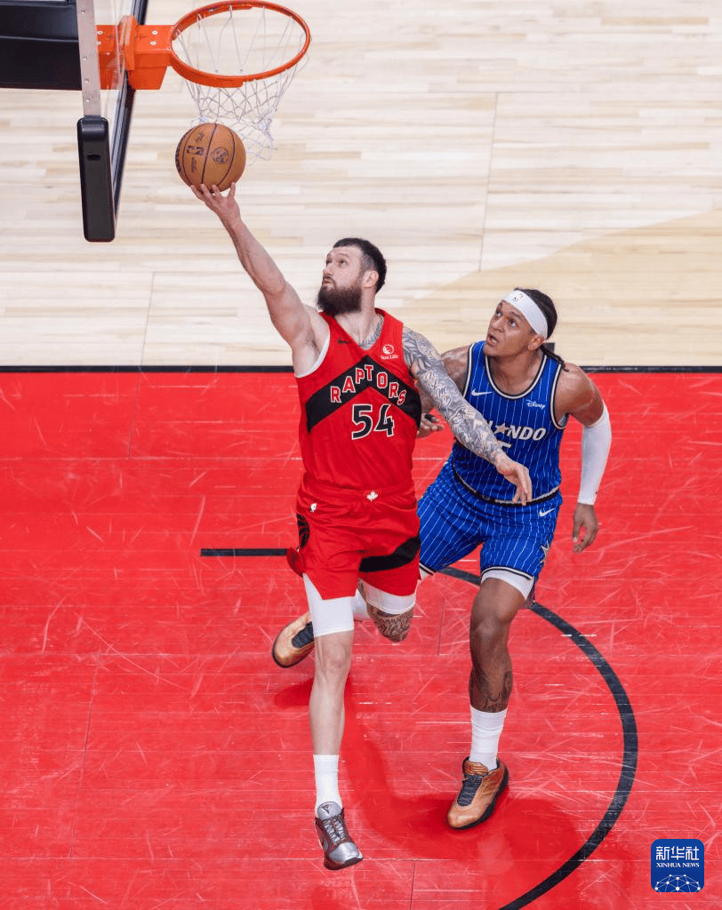 NBA常规赛：猛龙胜魔术