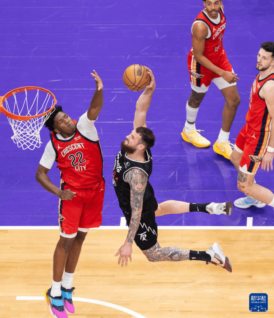 NBA常规赛：猛龙胜鹈鹕