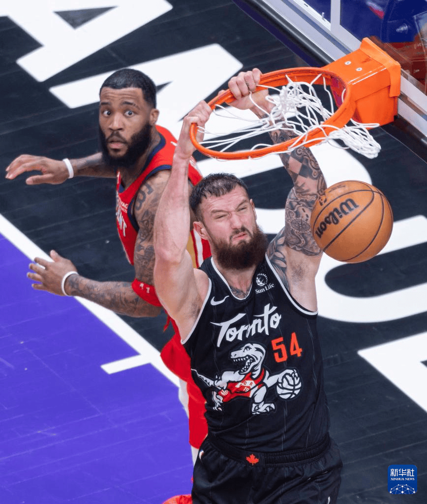 NBA常规赛：猛龙胜鹈鹕