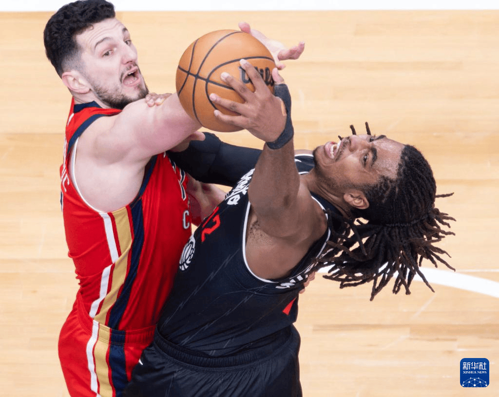 NBA常规赛：猛龙胜鹈鹕